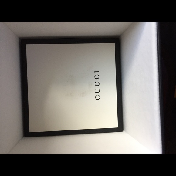 Gucci Watch - Picture 2 of 3